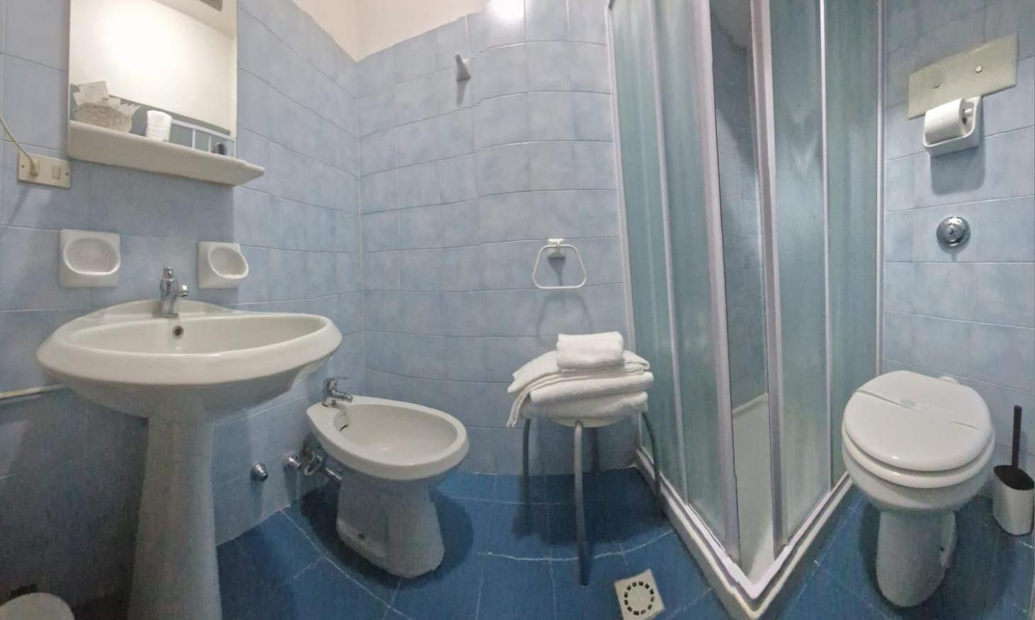 Albergo Ristorante Da Tunon Oviglio エクステリア 写真
