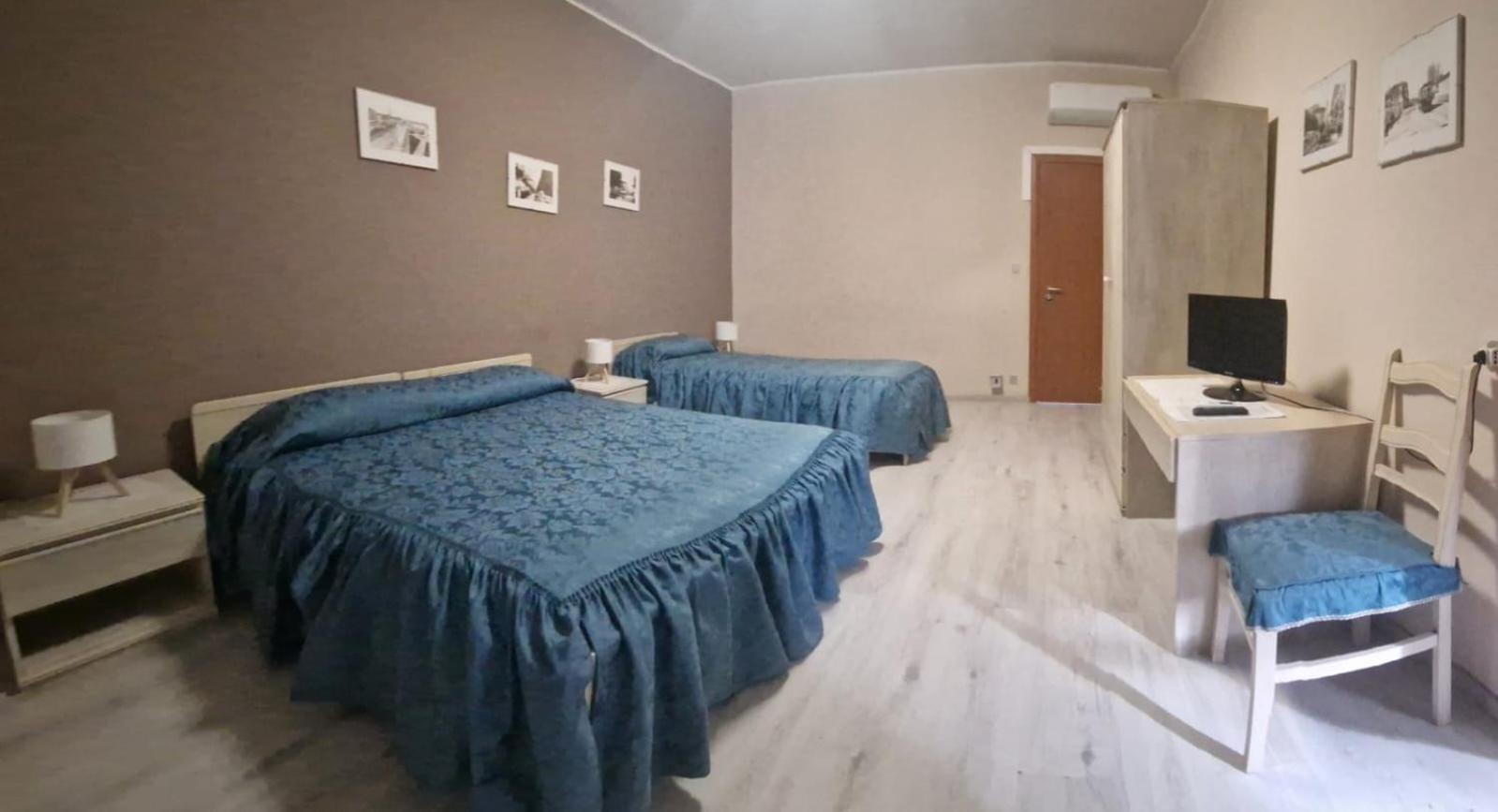 Albergo Ristorante Da Tunon Oviglio エクステリア 写真